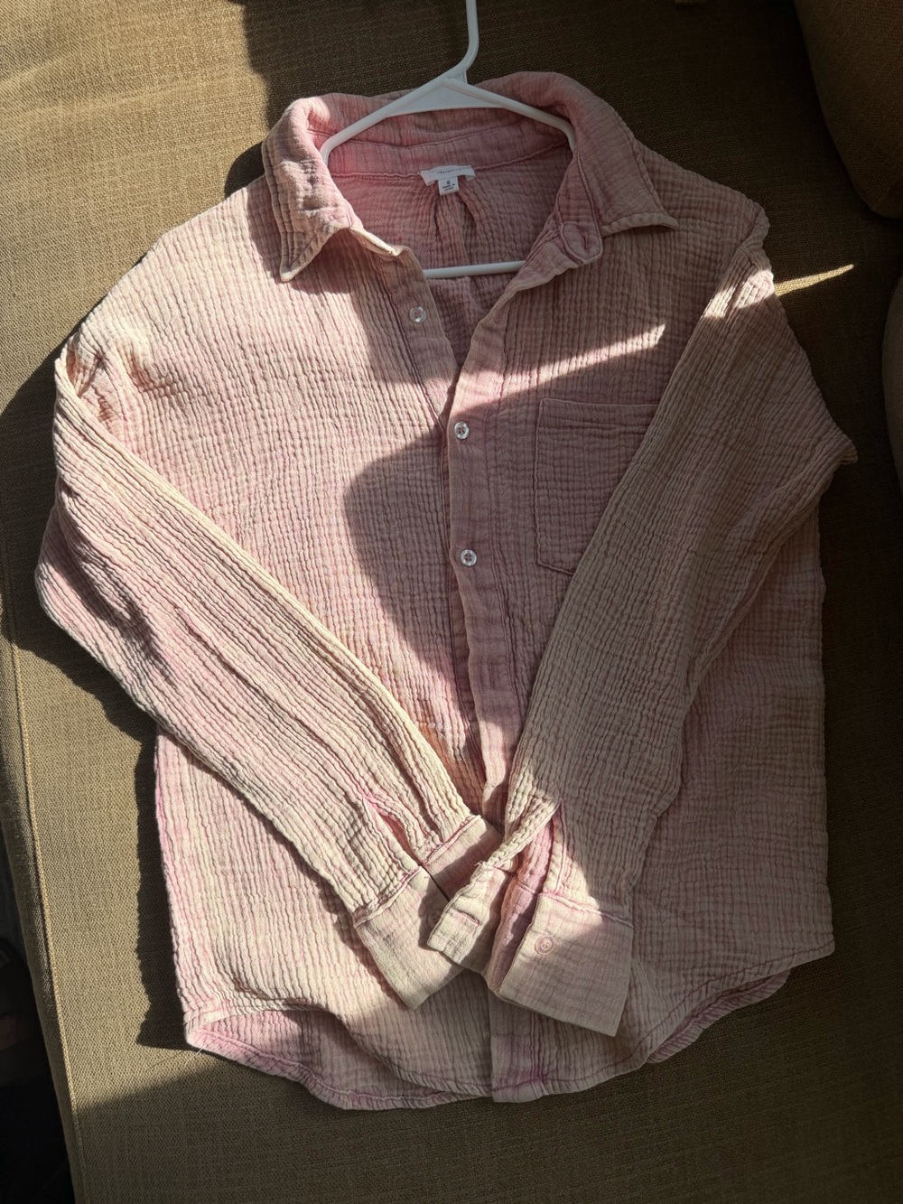 Le Lis Soft Pink Textured Button-Down Shirt